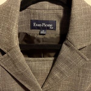Evan Picone fully-lined 2-piece suit w/3-button jacket and skirt (size 12) NWT